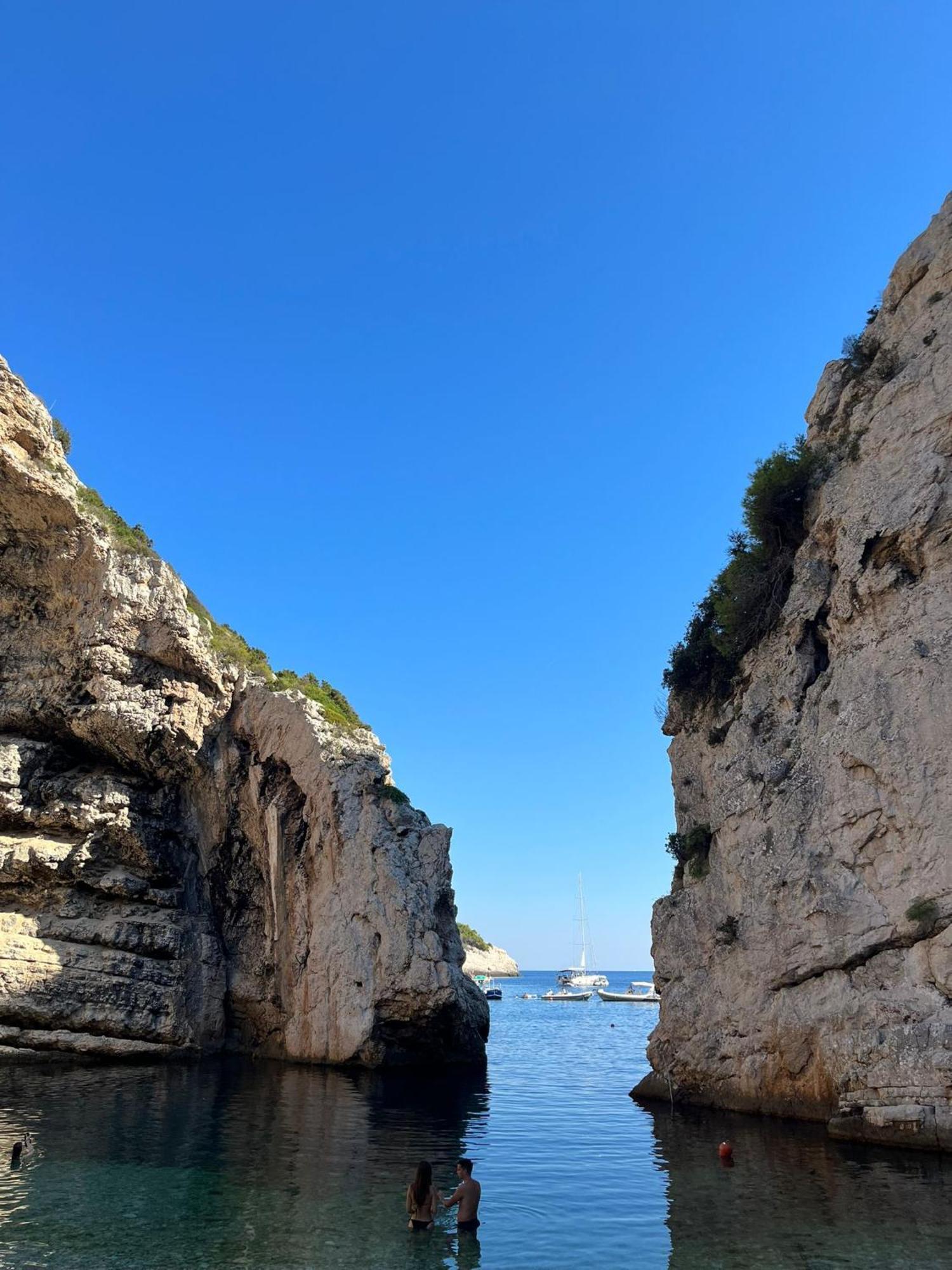 Holiday Home Stiniva Vis Exterior photo