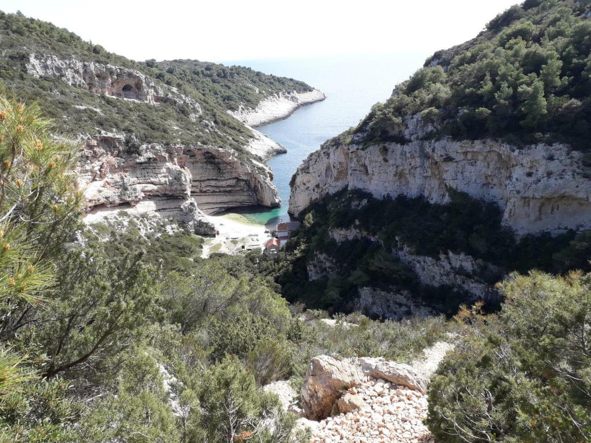 Holiday Home Stiniva Vis Exterior photo